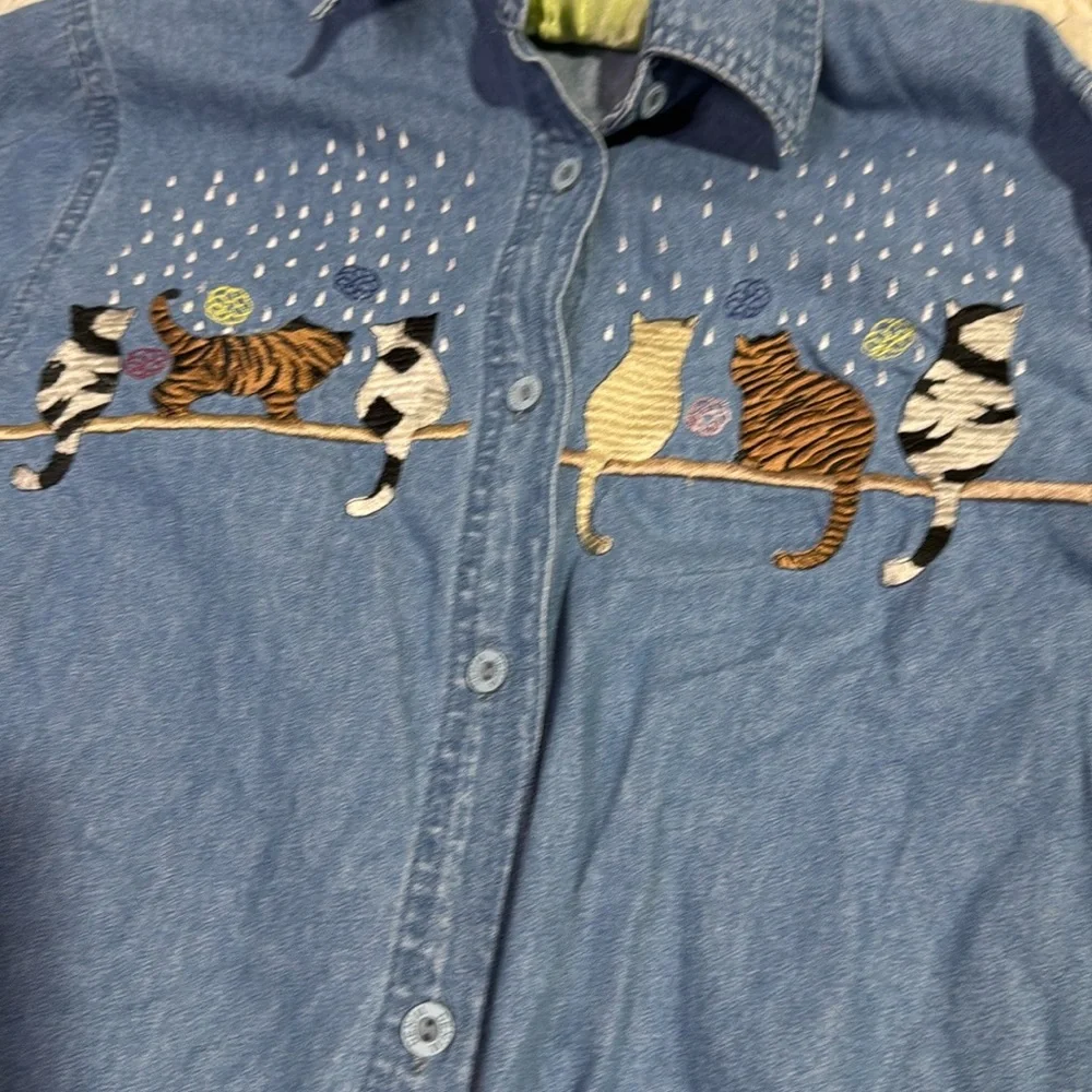 Vintage Blue Cat Embroidered Denim Shirt